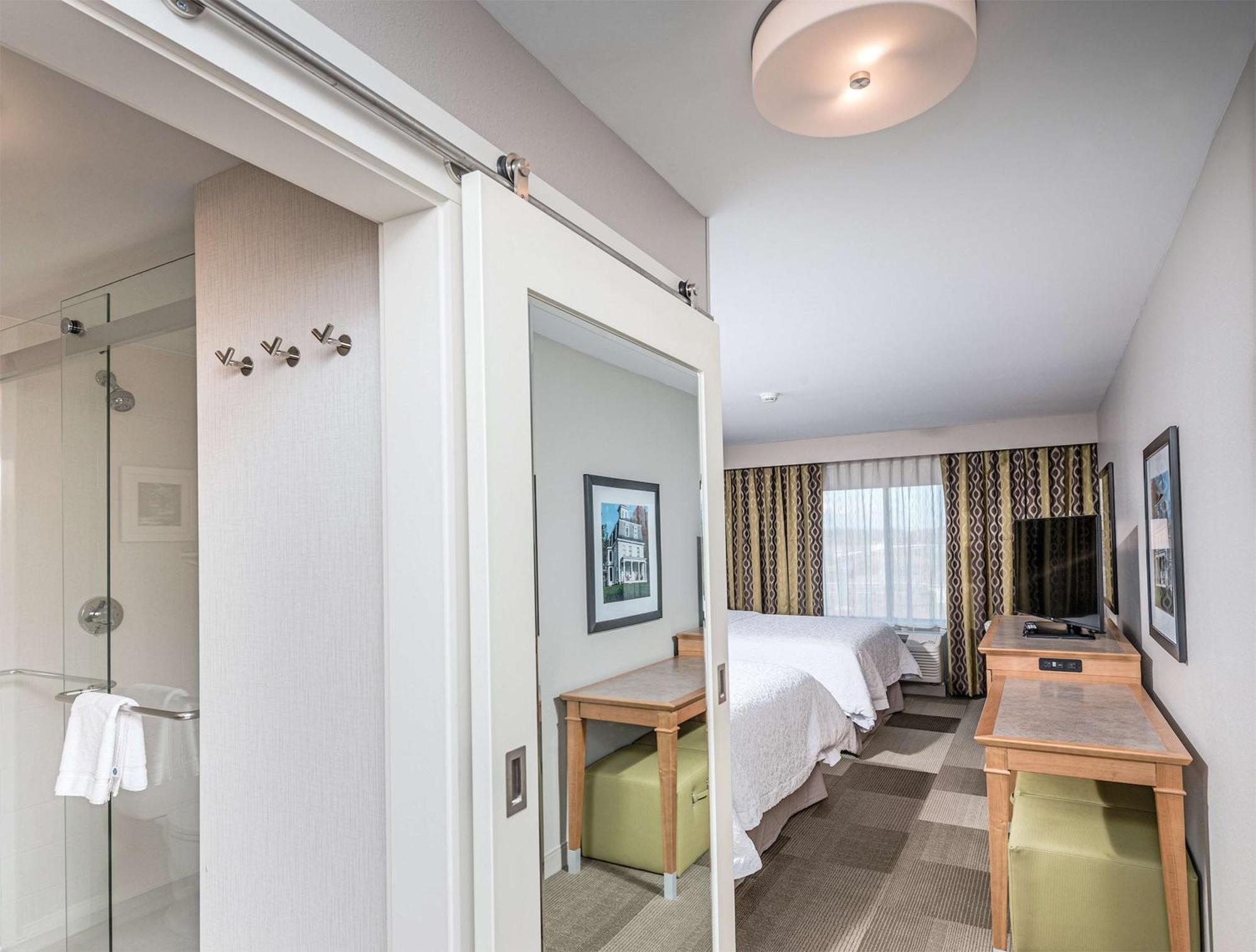 Hampton Inn Boston - Westborough Exterior foto