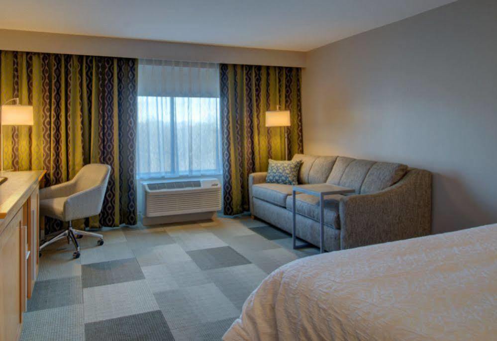 Hampton Inn Boston - Westborough Exterior foto